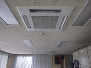 岳ダム事務所空調機交換