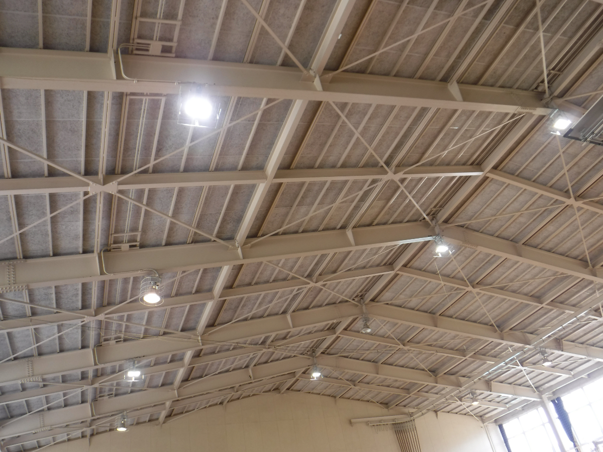 杉田小学校体育館LED